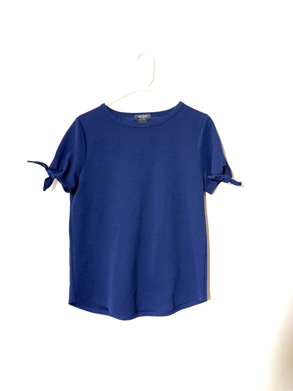 Crewneck Short Sleeve Tie-Sleeve Top in Blue